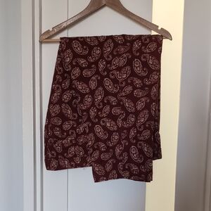 Lands' End Burgundy Paisley Capris